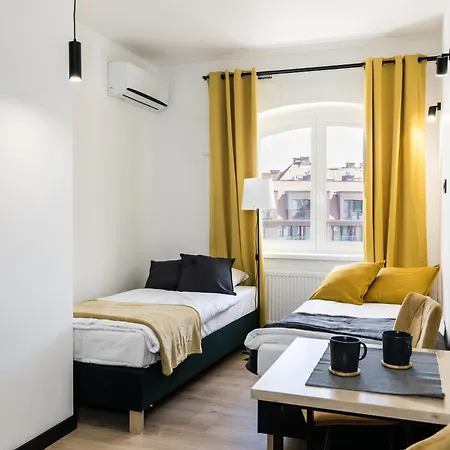 Tumski 24h Self Check-in بوزنان